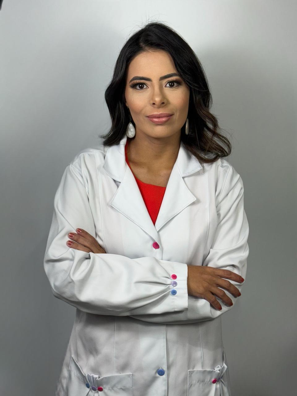 Dra. Lorena Botelho Vergara em retrato profissional